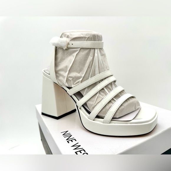 🔥🌶️Nine West Teriss Strappy Platform Sandals Patent Leather White 🌶️🔥 - Picture 8 of 11